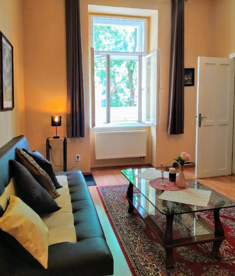 Apartment Sense Of Zizkov Praga Zewnętrze zdjęcie