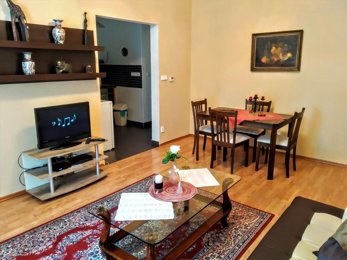 Apartment Sense Of Zizkov Praga Zewnętrze zdjęcie